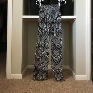 Aztec flowey pants with pockets